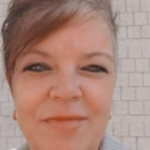 Meet your Posher, Edith